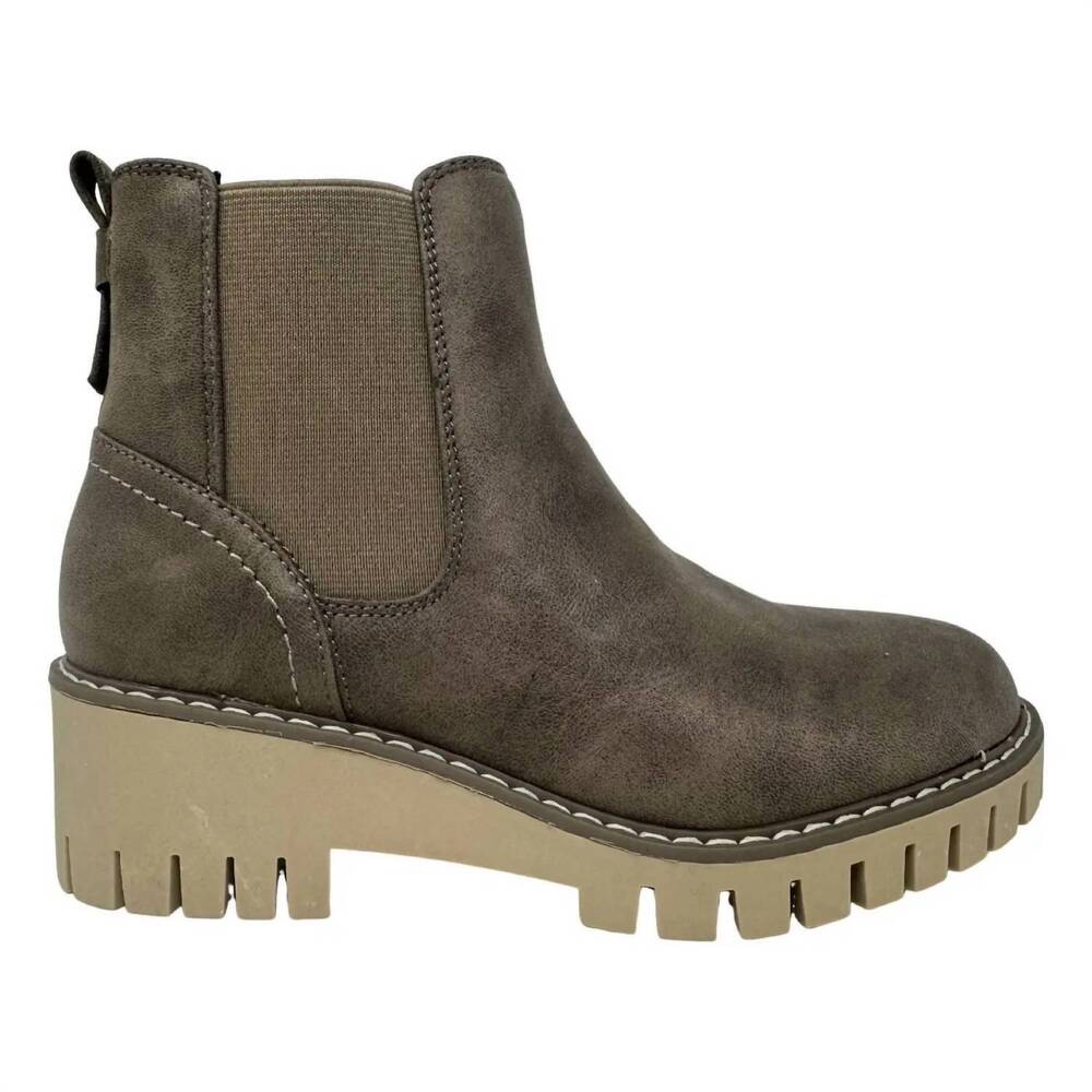 NEW VERY G women's pasadena slip on boot in taupe